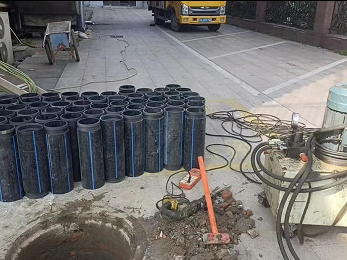 浪卡子PE置换管厂家 DN315置换管 非开挖管短管置换